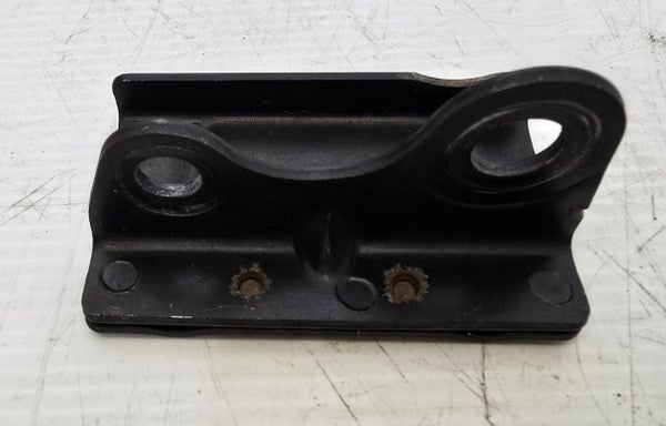 Bracket 6 8DF-47464-01-00&mdash; Yamaha RX Warrior 2004 RXW10J, purkuosa