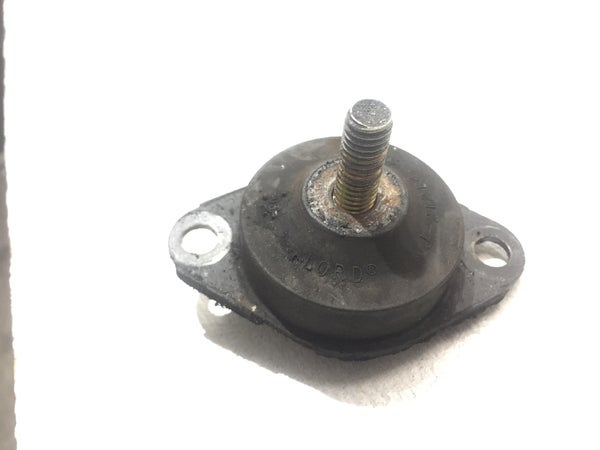 Moottorin kiinnike (Arctic Cat Bearcat 570 LT 2004) 0708-145