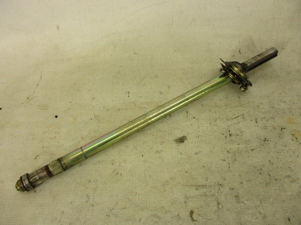 Variaaattorin akseli (Polaris 700 XC SP Edge X 2003) 1332220