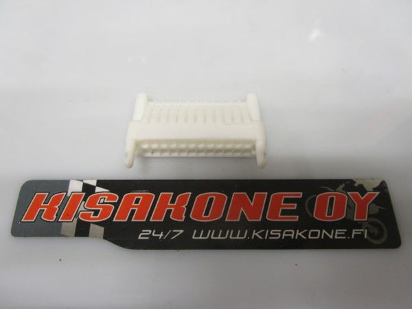 LIITINKOTELO NAARAS 24-PINNI&Auml; 515175801