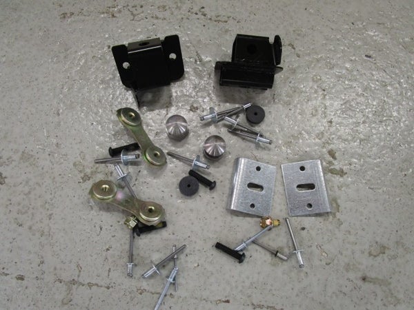 KIINNIKESARJA LIS&Auml;ISTUIN 3-PAIKKAINEN ADVENTURE 52560380